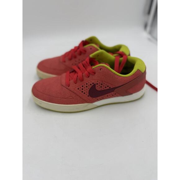 Size 6 Nike Paul Rodriguez 6 Red Gold Suede 536464-663 2012 - Picture 2 of 7